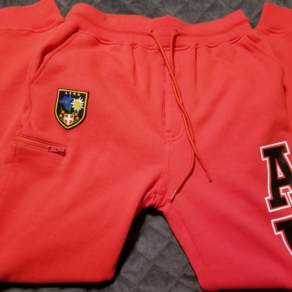 Akoo - Picture 9 of 9